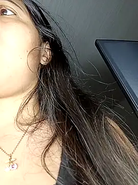 VioletaBliss1 online show from 01-15-26, 12:21