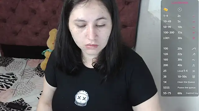 Snapshot of victoriadaniela chatting on 01-15-26, 05:34 victoriadaniela online show from 01-15-26, 05:34
