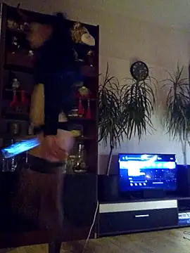 Snapshot of _Little_Sweatie_ chatting on 11-02-25, 01:30 Little Sweatie online show from 11-02-25, 01:30