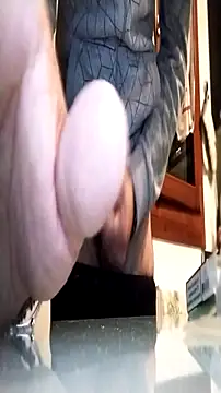 PearlingBunkbed online show from 10-13-25, 03:28