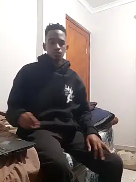 Snapshot of gemini_loops chatting on 03-18-26, 04:54 gemini loops online show from 03-18-26, 04:54