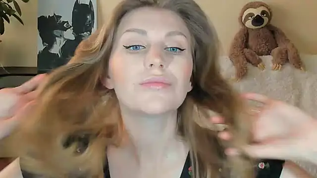 JuliaMuuun online show from 09-09-25, 08:25