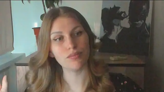 JuliaMuuun online show from 03-18-26, 09:18