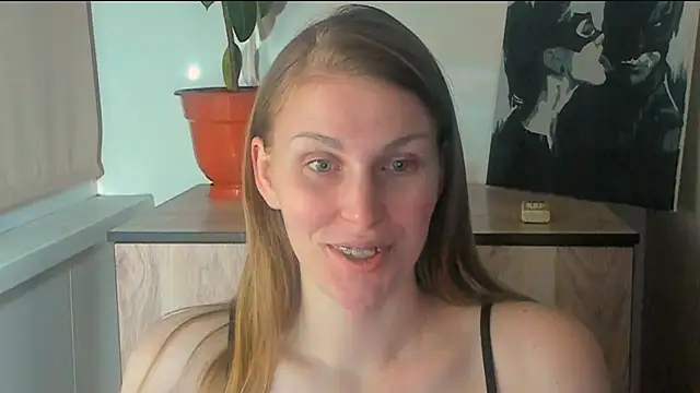 JuliaMuuun online show from 04-16-26, 09:15