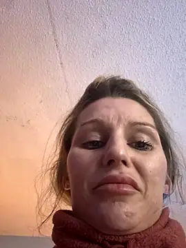 Snapshot of BaddieBossXX2 chatting on 11-23-25, 07:52 BaddieBossXX2 online show from 11-23-25, 07:52