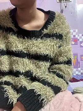 Snapshot of Sandhya_77 chatting on 01-15-26, 05:34 Sandhya 77 online show from 01-15-26, 05:34