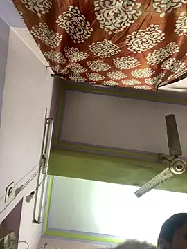 Snapshot of Sandhya_77 chatting on 02-01-26, 06:12 Sandhya 77 online show from 02-01-26, 06:12