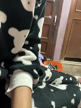 Snapshot of Sandhya_77 chatting on 02-04-26, 06:30 Sandhya 77 online show from 02-04-26, 06:30