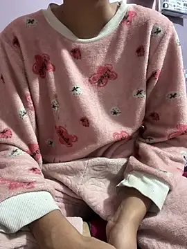 Snapshot of Sandhya_77 chatting on 02-16-26, 05:25 Sandhya 77 online show from 02-16-26, 05:25