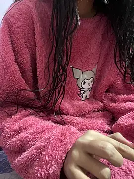 Snapshot of Sandhya_77 chatting on 02-18-26, 05:47 Sandhya 77 online show from 02-18-26, 05:47