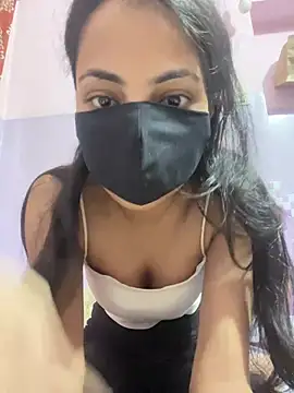 Snapshot of Sandhya_77 chatting on 02-21-26, 05:30 Sandhya 77 online show from 02-21-26, 05:30