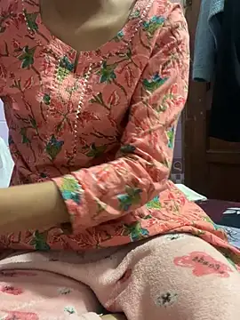 Snapshot of Sandhya_77 chatting on 02-23-26, 06:22 Sandhya 77 online show from 02-23-26, 06:22