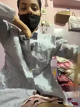 Snapshot of Sandhya_77 chatting on 03-01-26, 06:26 Sandhya 77 online show from 03-01-26, 06:26