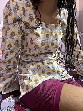 Snapshot of Sandhya_77 chatting on 03-03-26, 05:35 Sandhya 77 online show from 03-03-26, 05:35