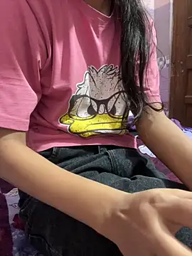 Snapshot of Sandhya_77 chatting on 04-01-26, 04:46 Sandhya 77 online show from 04-01-26, 04:46