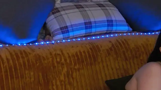 GrayLunna online show from 11-13-25, 06:12