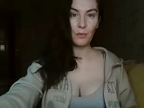 KatalinaQE online show from 10-17-25, 06:49