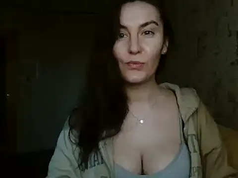 KatalinaQE online show from 10-30-25, 06:04