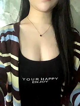 Lyly11 online show from 11-14-25, 02:21