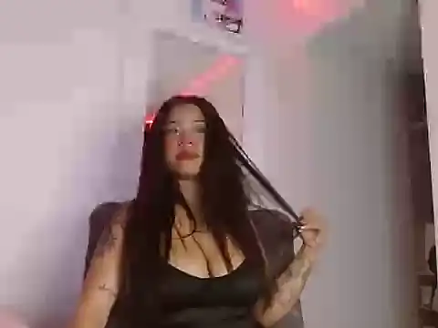 Snapshot of reina_reina chatting on 09-19-25, 11:27 reina reina online show from 09-19-25, 11:27