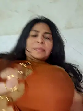 Snapshot of floresblancas chatting on 05-09-26, 02:11 floresblancas online show from 05-09-26, 02:11