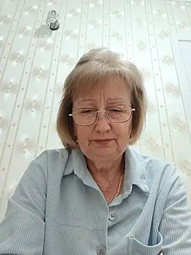 Snapshot of AlikaSwan5821 chatting on 05-18-26, 06:47 AlikaSwan5821 online show from 05-18-26, 06:47