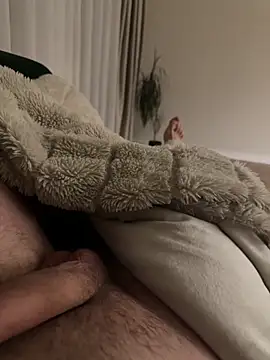 Snapshot of cumshot_foryou chatting on 04-27-26, 10:41 cumshot foryou online show from 04-27-26, 10:41