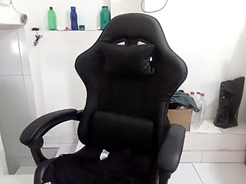 moreno25centimetro online show from 11-11-25, 12:38