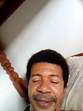 moreno25centimetro online show from 11-24-25, 01:22