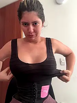 miss silvia online show from 09-16-25, 03:35