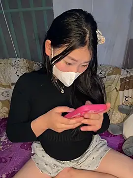 Samcutes online show from 12-17-25, 01:28