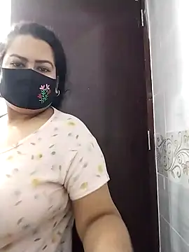 Snapshot of Anamika-38 chatting on 09-12-25, 04:56 Anamika-38 online show from 09-12-25, 04:56