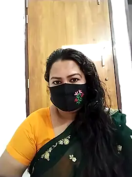 Snapshot of Anamika-38 chatting on 10-13-25, 10:48 Anamika-38 online show from 10-13-25, 10:48