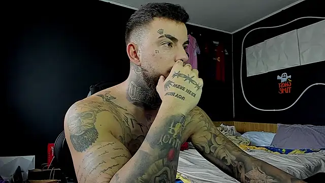 Chrisjordan66 online show from 12-02-25, 08:41