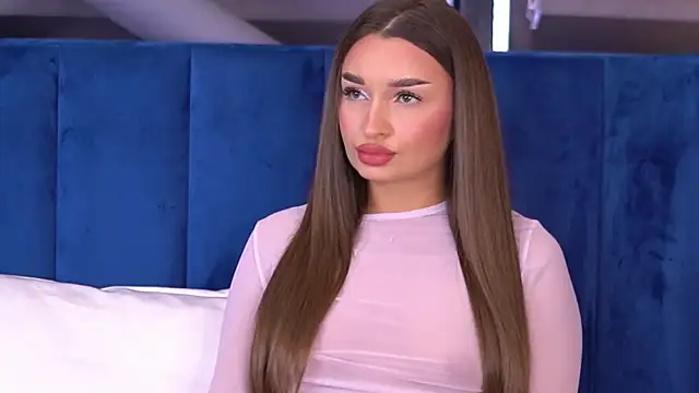 Snapshot of MillaSerene chatting on 10-09-25, 06:33 MillaSerene online show from 10-09-25, 06:33