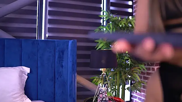 Snapshot of MillaSerene chatting on 10-10-25, 06:34 MillaSerene online show from 10-10-25, 06:34