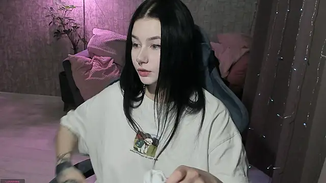 AlinaGreeeen online show from 10-01-25, 03:12