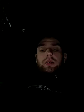 Snapshot of LuckyGirlfriends chatting on 10-07-25, 05:21 LuckyGirlfriends online show from 10-07-25, 05:21