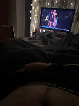 Snapshot of LuckyGirlfriends chatting on 11-03-25, 07:04 LuckyGirlfriends online show from 11-03-25, 07:04