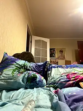 Snapshot of LuckyGirlfriends chatting on 01-05-26, 06:33 LuckyGirlfriends online show from 01-05-26, 06:33