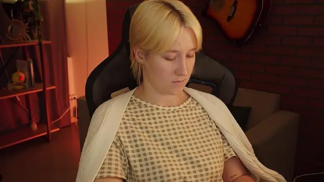 CinBellamy online show from 09-26-25, 07:34