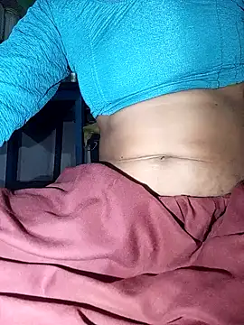 Snapshot of MISS_LOVE_001 chatting on 10-24-25, 05:53 MISS LOVE 001 online show from 10-24-25, 05:53