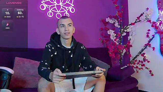 RowanCley online show from 09-20-25, 12:50