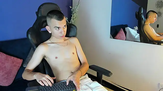 RowanCley online show from 11-11-25, 11:21