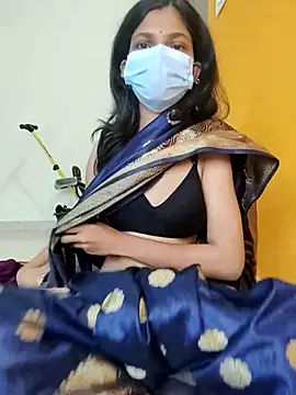 Shivani2002 online show from 11-30-25, 01:31