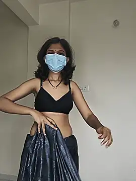 Snapshot of Shivani2002 chatting on 06-29-26, 09:37 Shivani2002 online show from 06-29-26, 09:37