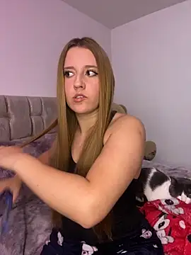 Cutie blondie online show from 11-14-25, 10:51