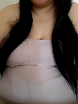 Snapshot of Madam-bezoul- chatting on 09-20-25, 12:50 Madam-bezoul- online show from 09-20-25, 12:50