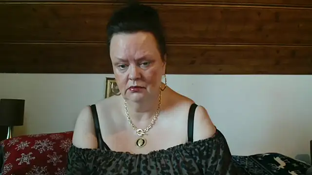 TiffanyMature online show from 11-29-25, 09:12