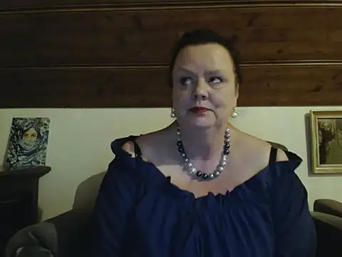 Snapshot of TiffanyMature chatting on 04-30-26, 08:57 TiffanyMature online show from 04-30-26, 08:57